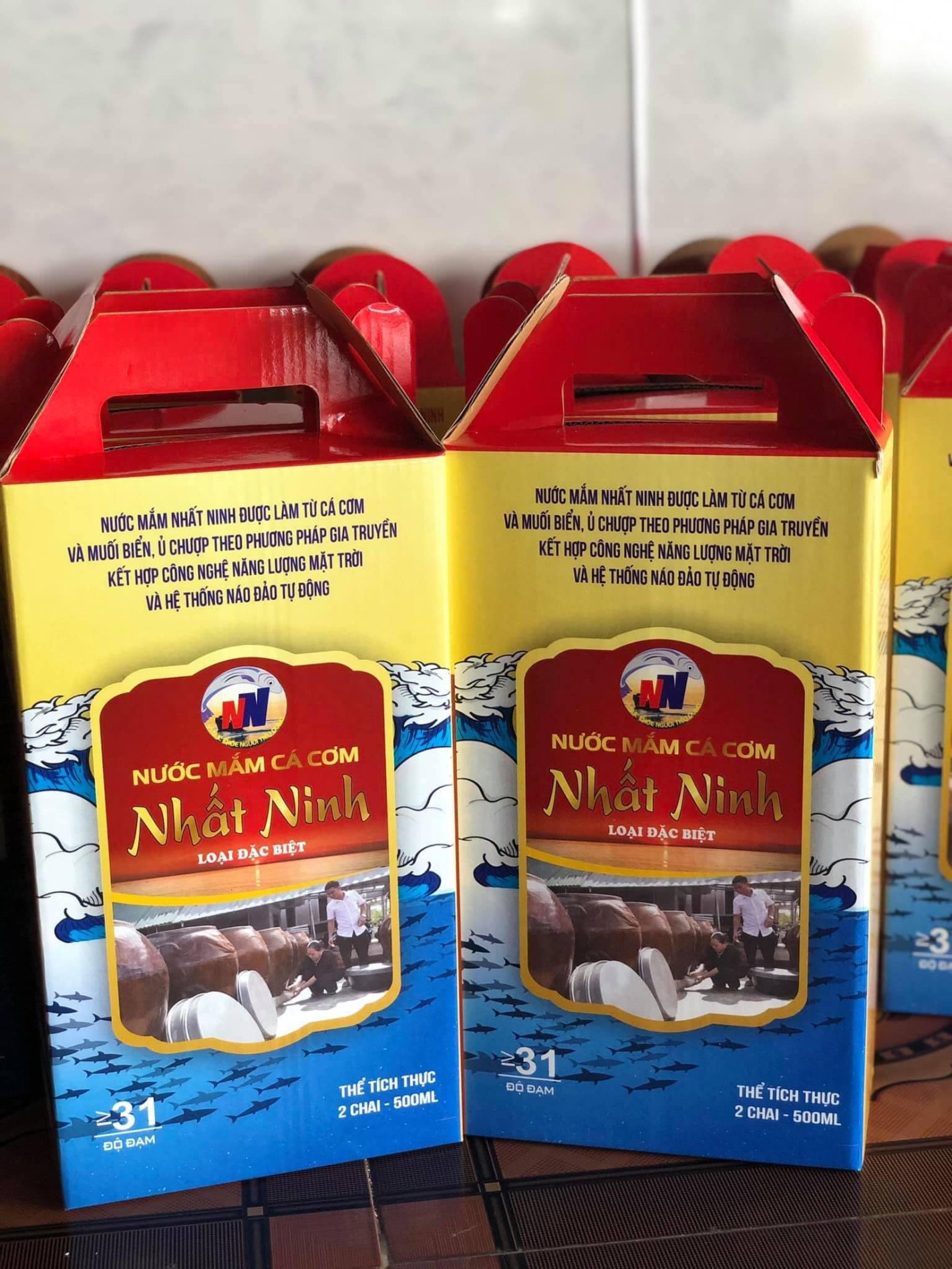 Nước mẵm nhỉ Nhất Ninh - 500ml - Hộp 2 chai