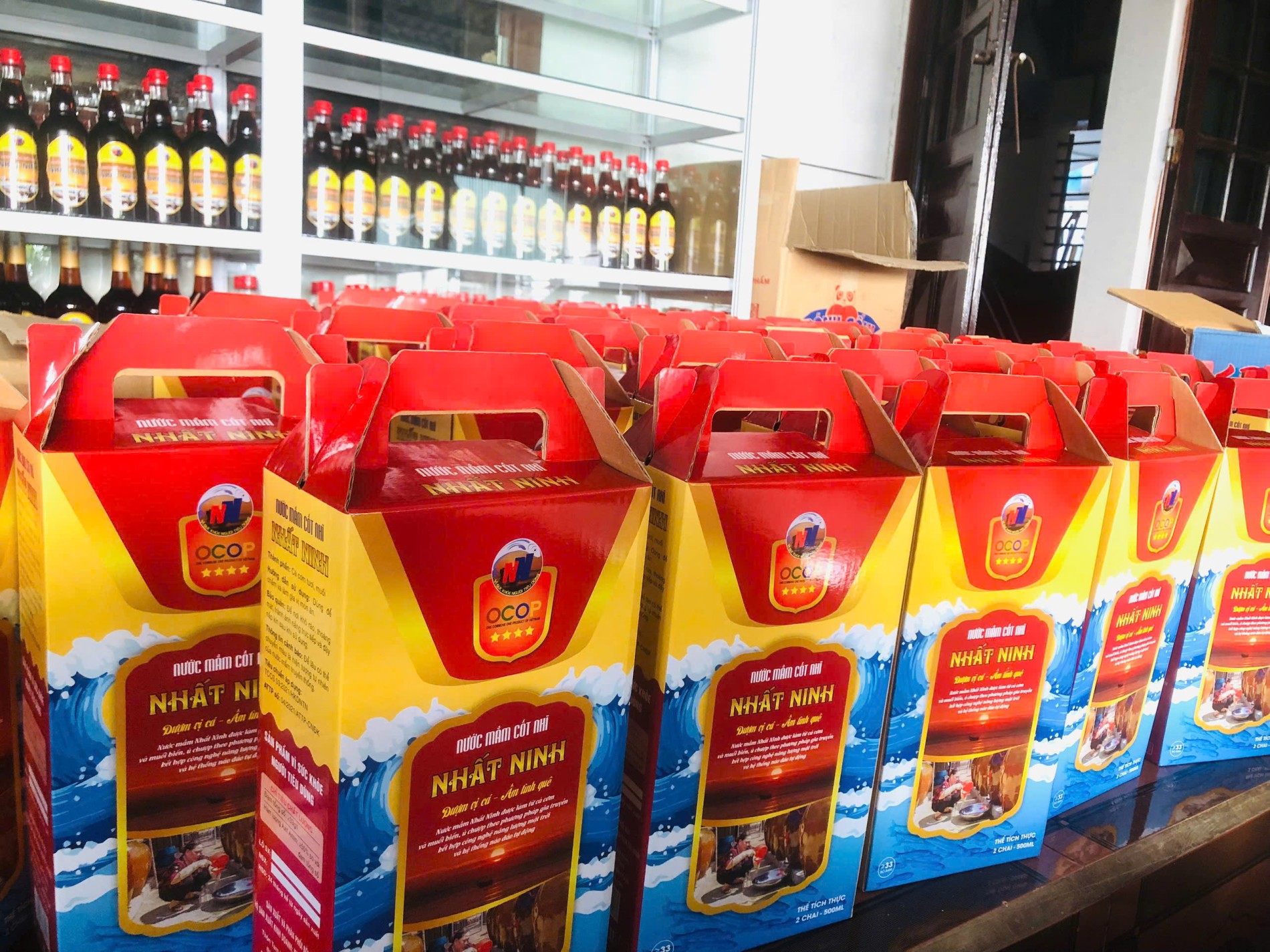 Nước mẵm nhỉ Nhất Ninh - 500ml - Hộp 2 chai