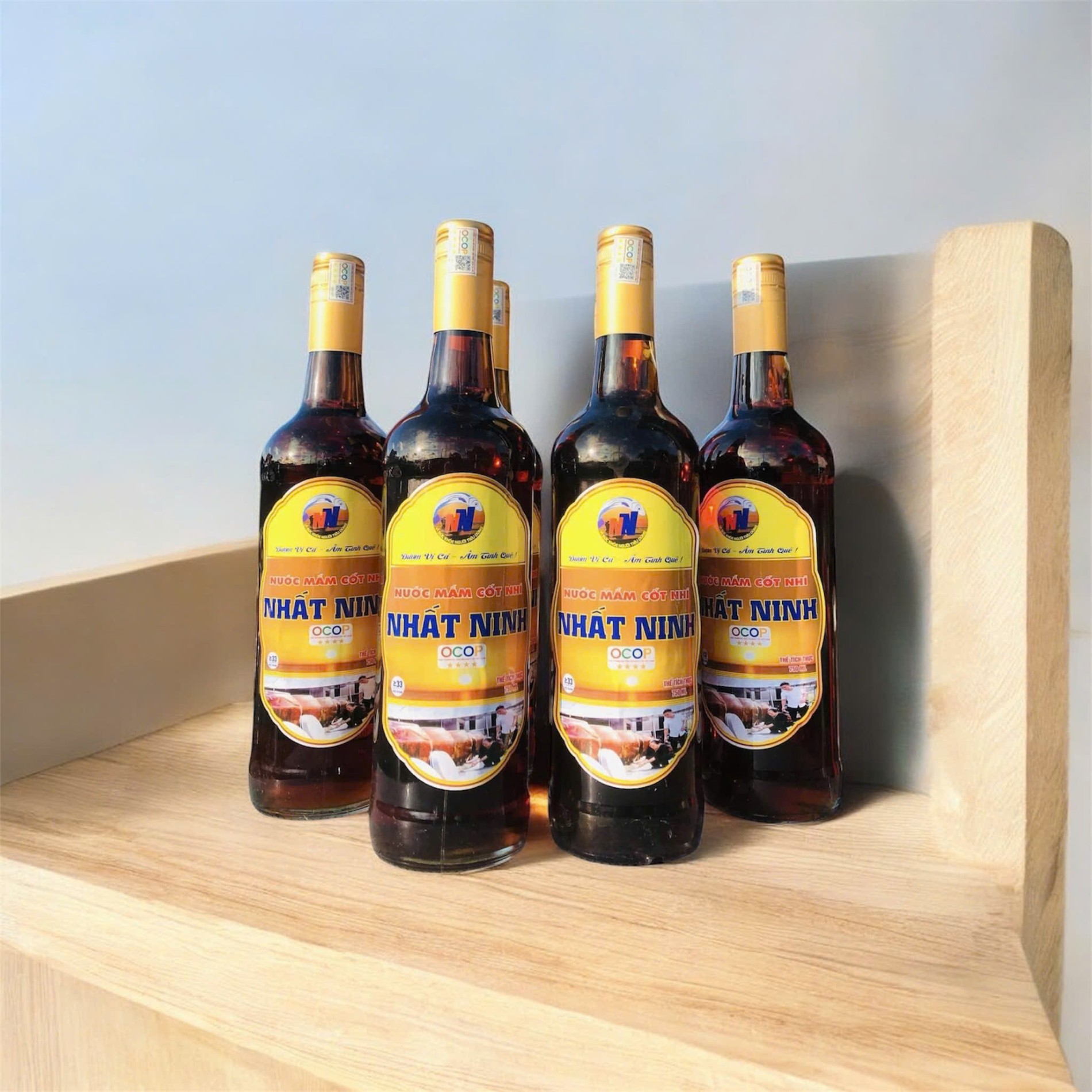 Nước mắm Nhĩ Nhất Ninh ( 750ml)